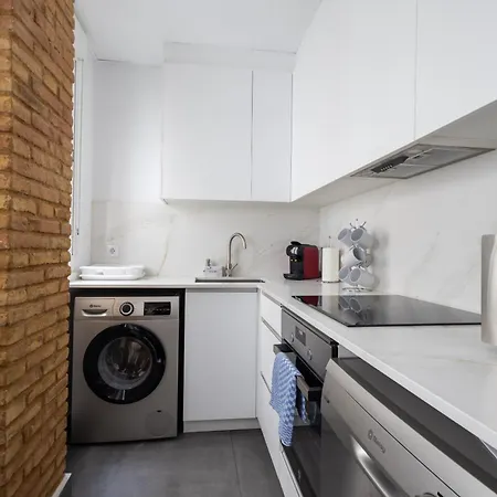 Florit Flats - Urban Nest - Ac & Wifi - 10 Min Center * Valencia