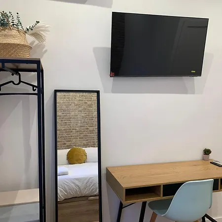 Séjour chez l'habitant Valencia Beach Rooms *