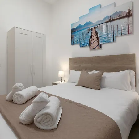 Malvarrosa Arenas Access * Valensiya