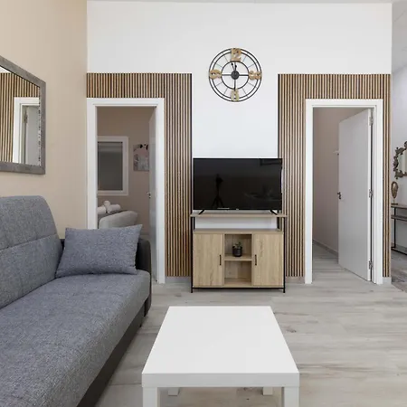 Malvarrosa Arenas Access Daire