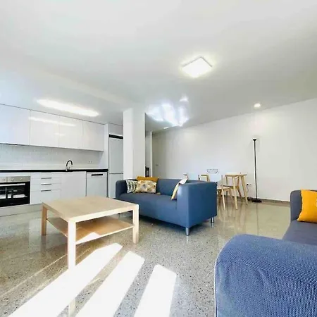 Apartment Spacious & Bright Flat Near The