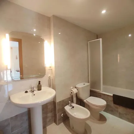 Practico Y Con Vistas Al Mar *