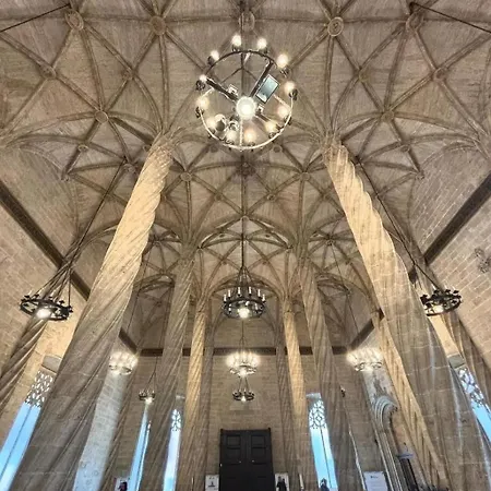 منزل للإقامة Mirador 1 Del Mercado - Con Bano Privado En El Centro De La Ciudad Vella *