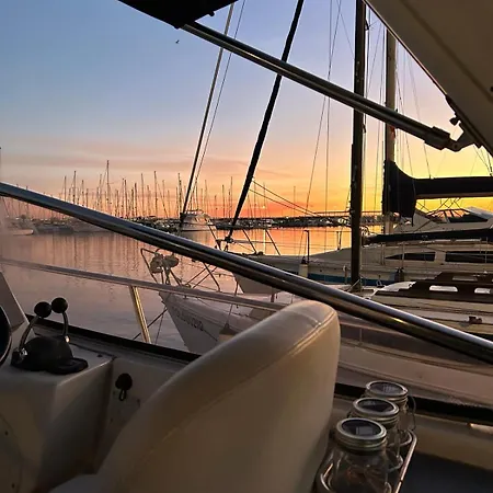 Maser Ii Botel Valencia