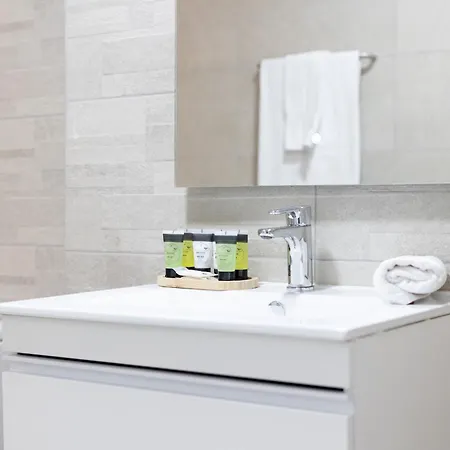 Dormforyou Arena Delux Terraza アパートホテル