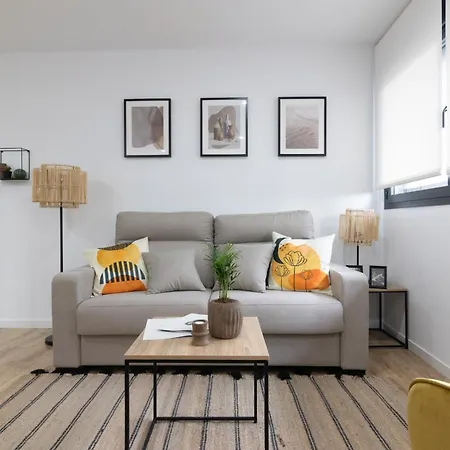 アパートホテル Dormforyou Arena Delux Terraza 4*