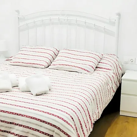 Estudio En El Corazon De Al Lado Catedral *