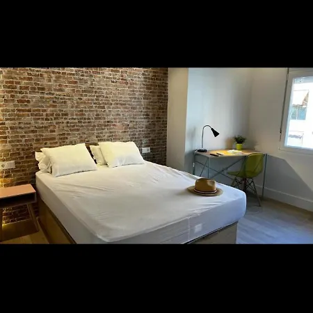 Late Checkout 14 H Free Netflix Tv