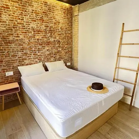 Quarto em Acomodações Particulares Late Checkout 14 H Free Netflix Tv *