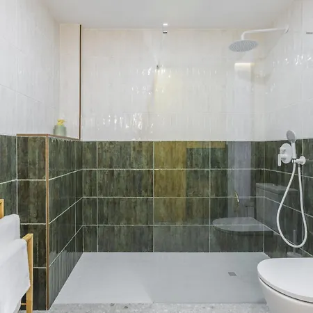 By Concept Flats Apartment *