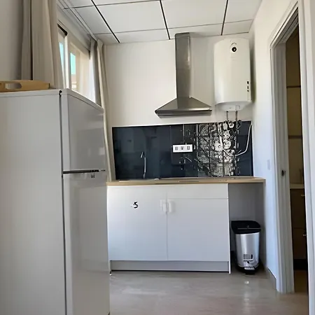 11 Nights Appartement *