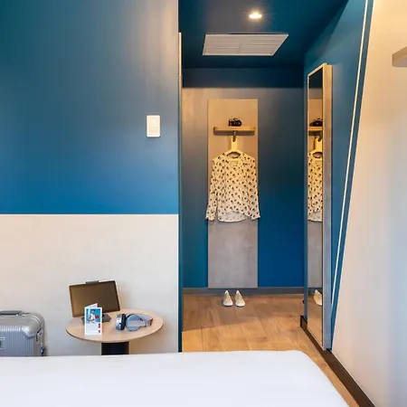 Ibis Budget Centro Puerto Отель Валенсия