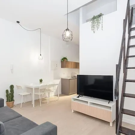 Guestready - Valencia's Vibrant Malvarrosa * Valenza