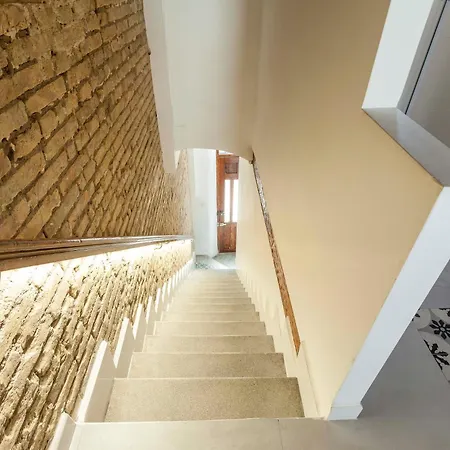 Mediterranean Gem Getaway * Валенсия