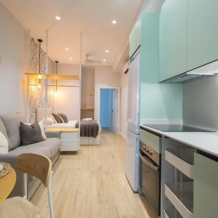 Florit Flats - 4 Guests With Ac And Wifi Near Sorolla Train Station Валенсия