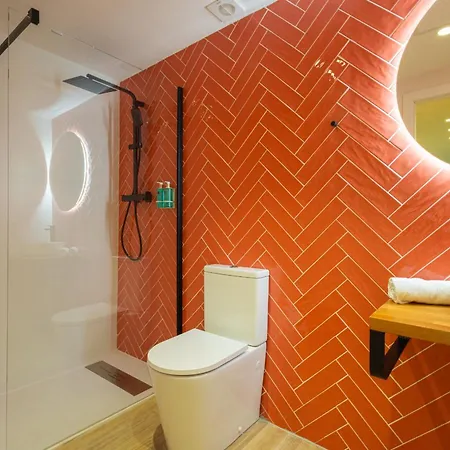 Florit Flats - The Joaquin Sorolla Station *