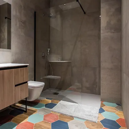 Reina Flats Playa El Cabanyal Valencia
