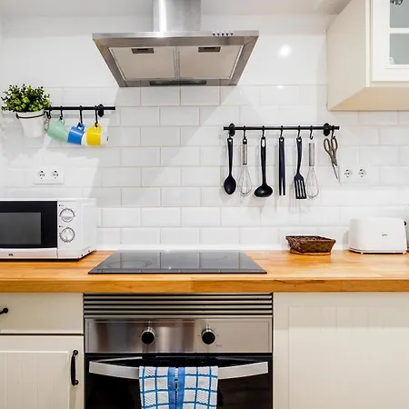 Big At With Terrace Апартаменты