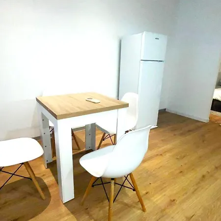 Elegante Estudio En Apartment