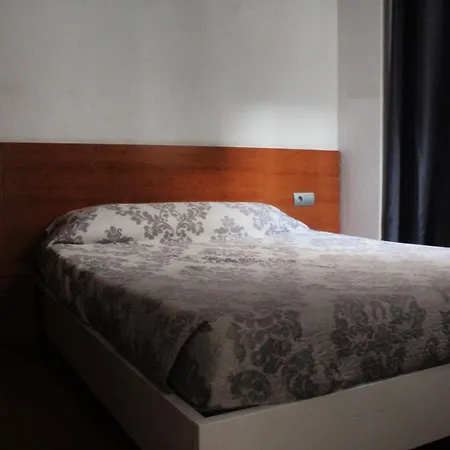 Sundos Feria מלון