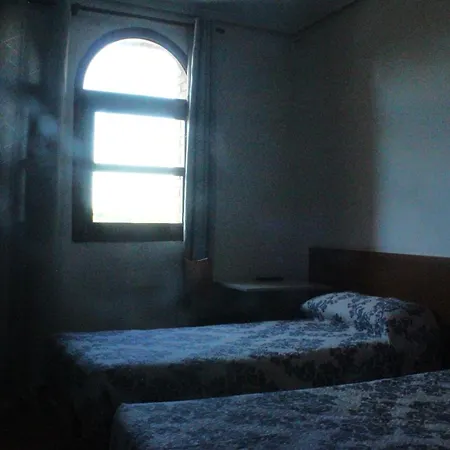 Sundos Feria מלון 2*