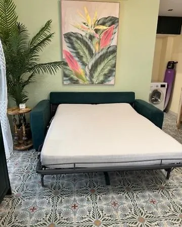 Esmeralda With Free Private Underground Parking *