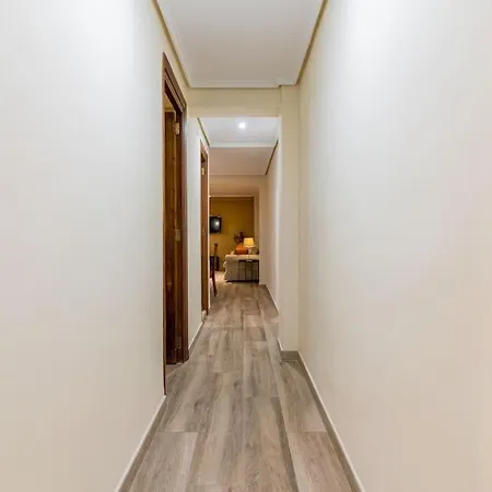 Apartment Ciudad Artes Gem: Stylish Near Ruzafa &