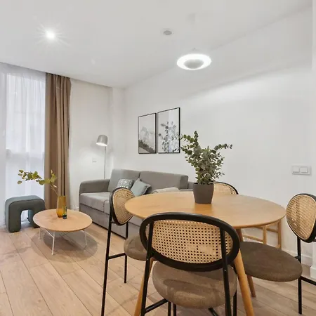 Appartement Limehome Carrer Del Pare Palau I Quer