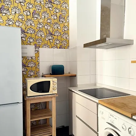 Flats Friends Torres Quart