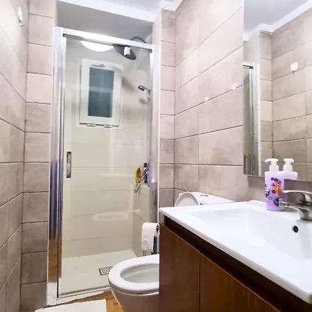 Exclusive Guest Experience In Cozy & Modern - No Other Guests Valencia