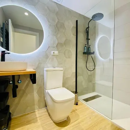 Апартаменты Lindo Cabanyal - Comfort Family Beachside