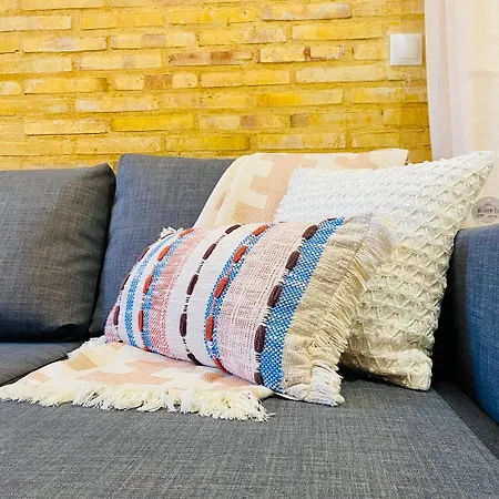 Apartamento En Cabanyal A: Encanto Y Diseno Junto A La Playa Walencja