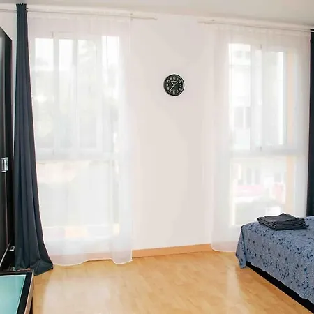 A Studio-apartment In A Newly Built House.wifi 아파트