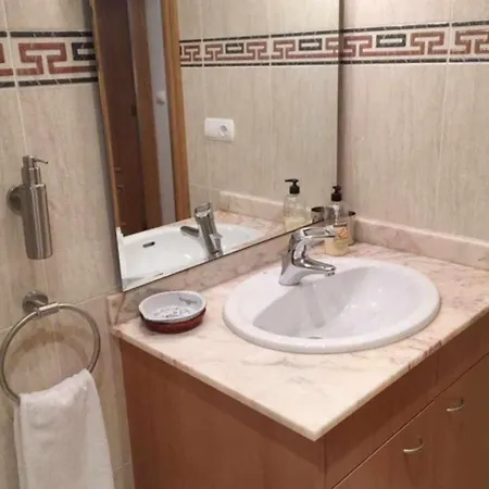 Apartamento En Av De Francia Y Cartes Y Ciencias *
