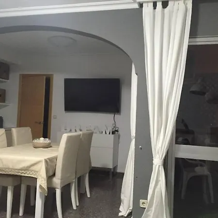 Preciosa Cerca De La Playa Y Universidades Séjour chez l'habitant *