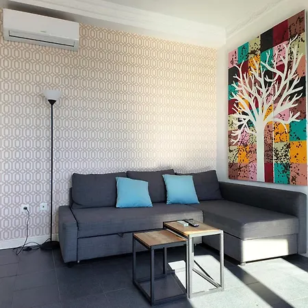 Flats Friends Torres Quart Valenza