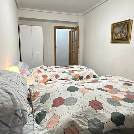 Jerry's Hostel *