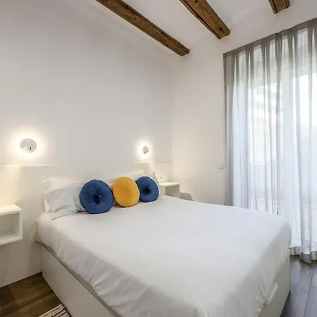 Amazinn Valencia Centro Evi Boutique شقة *