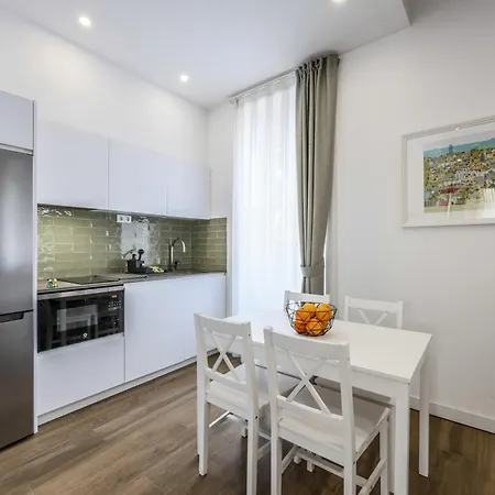 Amazinn Valencia Centro Evi Boutique *