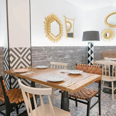 Myr Plaza Mercado & 4*