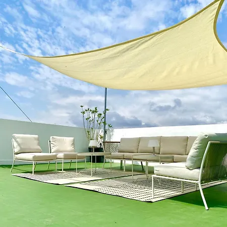 Habitación En Playa Malvarrosa Con Baño Privado -no Ac- Casa de hóspedes