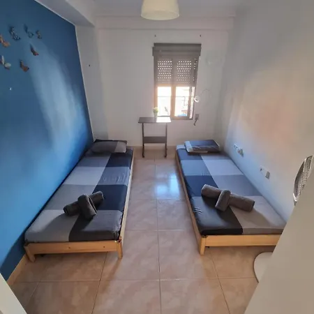 Cozy & Bright Flat At The Entrance Of Old Apartment