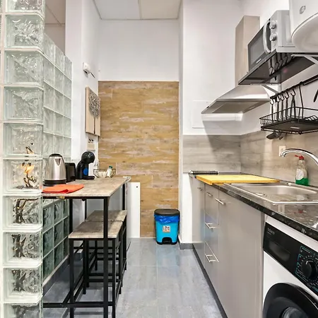 Turia Valence