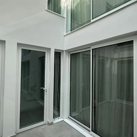 Hotel apartamentowy Art Homes Lavadero