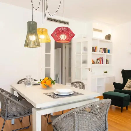 Apartment Singularstays Palacio De Congresos