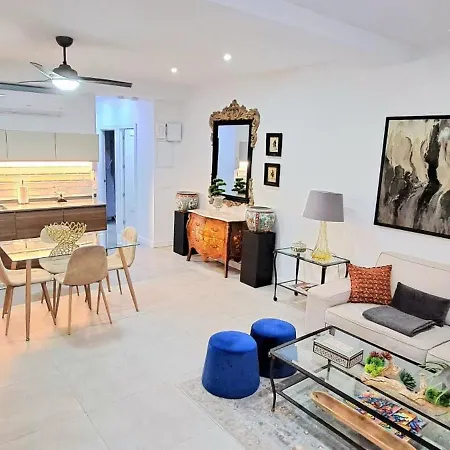 New! Renovated, Centrally Located, Private Entrance, Terrace *