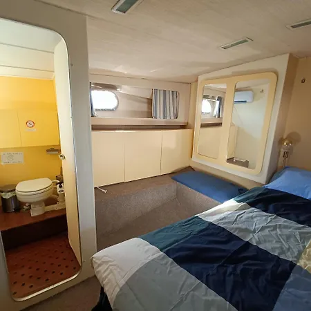 Bateau-hôtel Noche Insolita En Yate De 16m A 2 Minutos De La Playa Valence