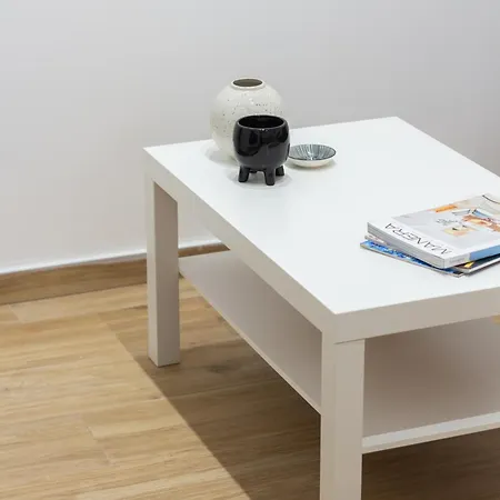 Vlc Host- Fray Pedro Apartment *