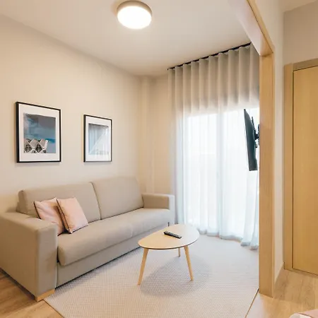Hotel apartamentowy Palau &