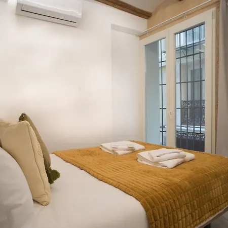 Market - Ciutat Vella, Exclusively For Families - Mid-term Valência